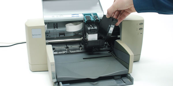 Cara pasang tinta printer hp